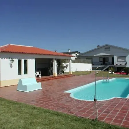 Vivenda Arlindo * 劳林哈