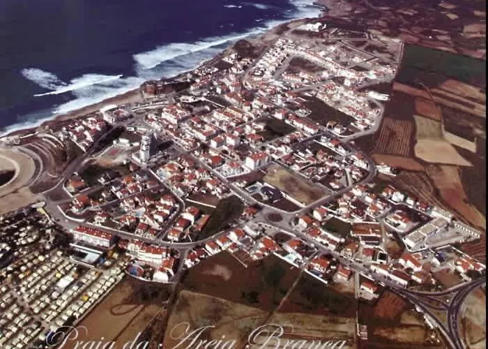 Βίλα Vivenda Arlindo Lourinha (Lisbon)